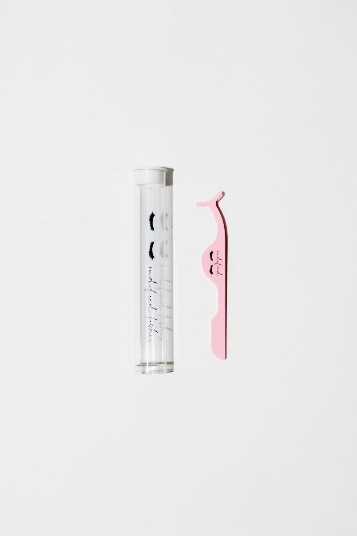 EYELASH APPLICATOR